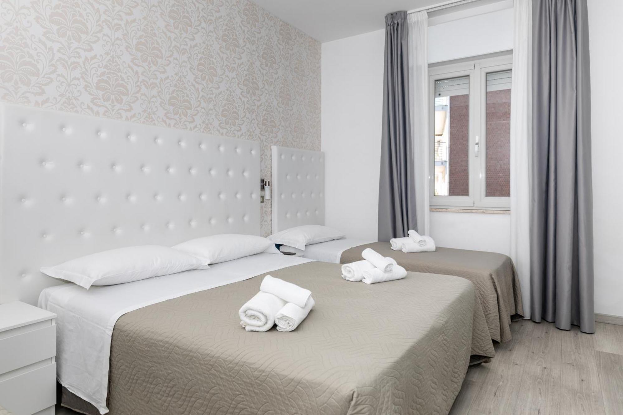 Hotel La Perla רימיני מראה חיצוני תמונה