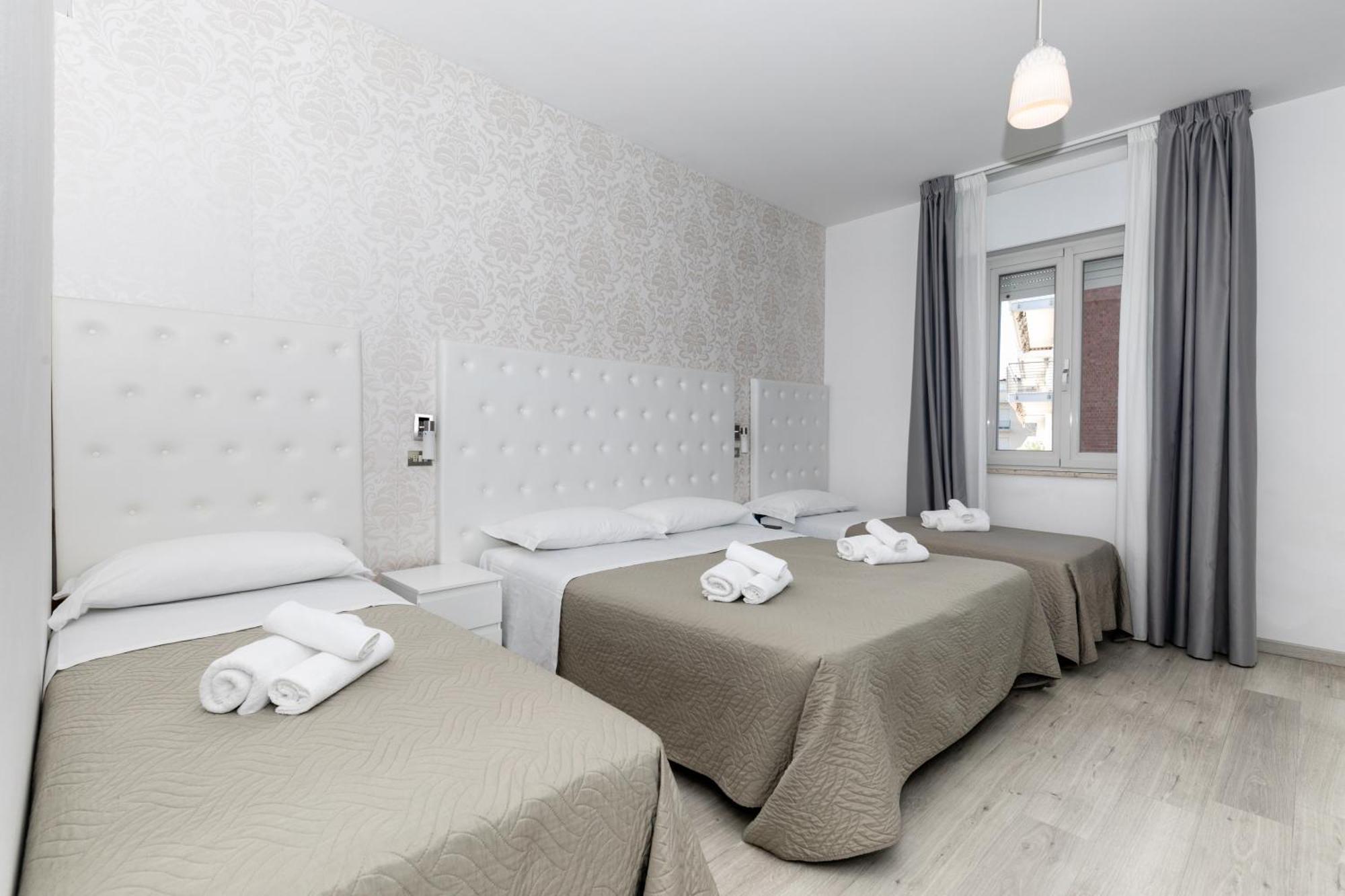 Hotel La Perla רימיני מראה חיצוני תמונה