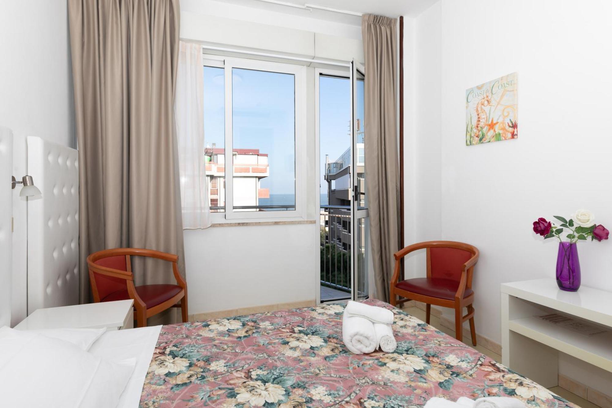 Hotel La Perla רימיני מראה חיצוני תמונה
