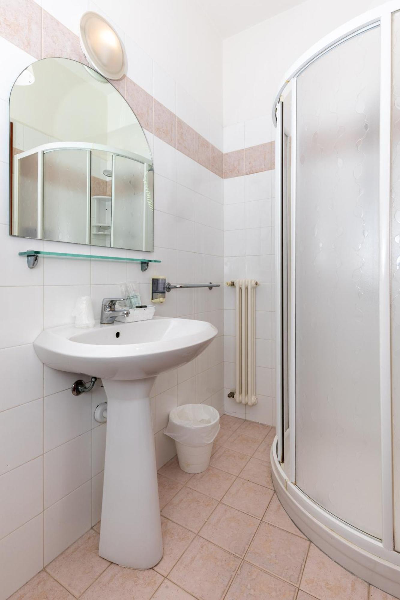 Hotel La Perla רימיני מראה חיצוני תמונה