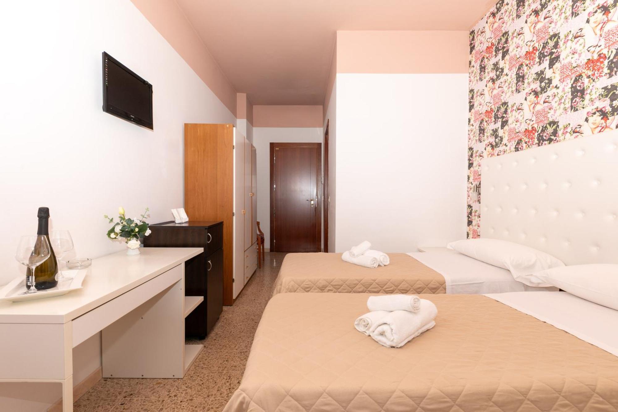 Hotel La Perla רימיני מראה חיצוני תמונה